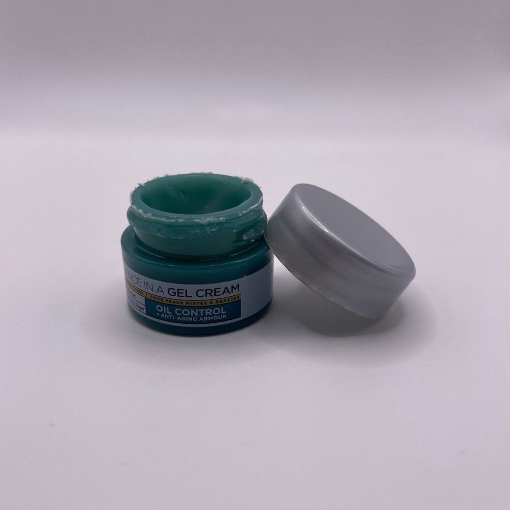 It Cosmetics Confidence in a Gel Cream Mini Travel Moisturizer